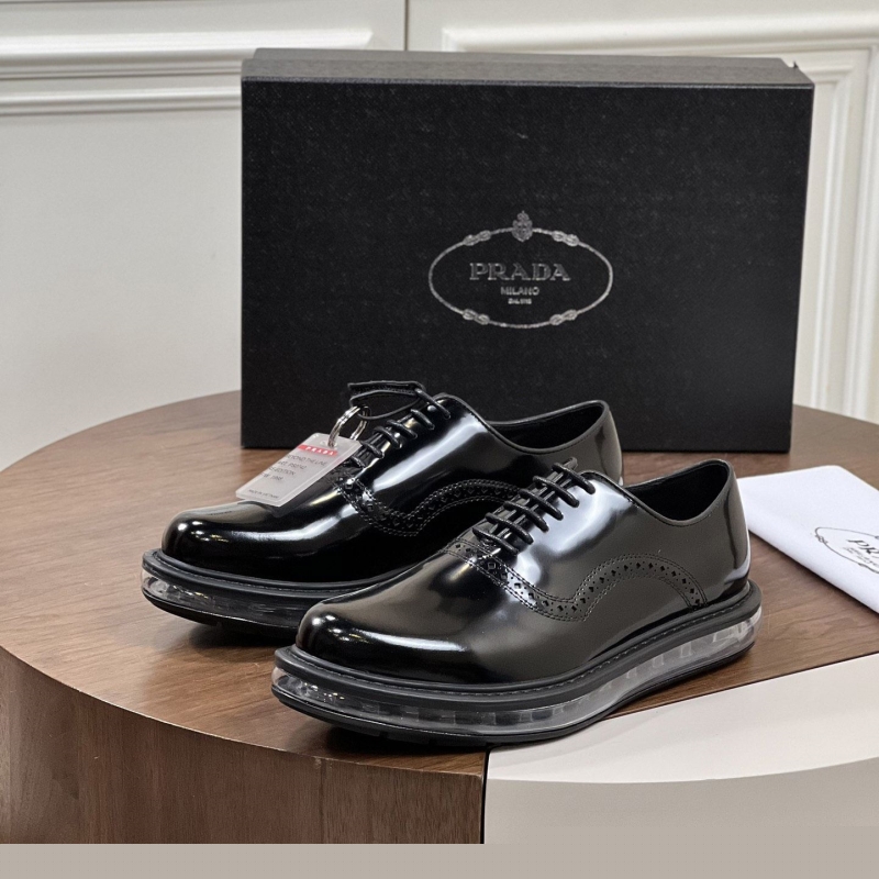 Pra*a leather shoes
